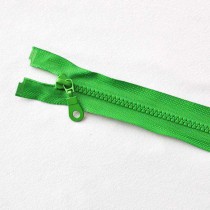 Reißverschluß teilbar 30 cm grün