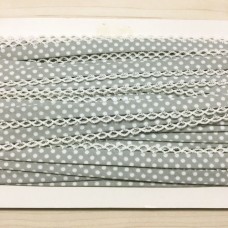 Schrägband Punkte grau mit Häkelborte